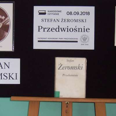 „Narodowe czytanie”  w SOSW w Słubicach z udziałem przedstawicieli służb mundurowych