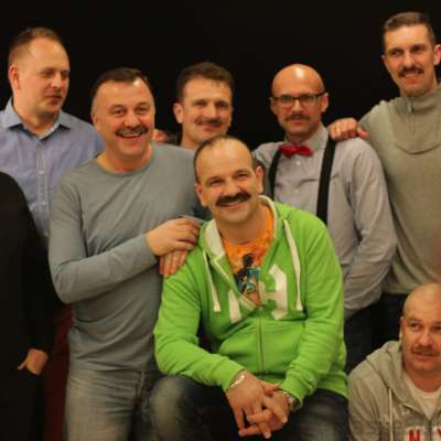 Movember Polska - podsumowanie akcji słubickich wąsaczy (i wąsaczek)