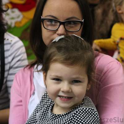 W Bibliotece Publicznej Miasta i Gminy w Słubicach rozpoczeły się świąteczne warsztaty dekorowania pierników [FOTO]