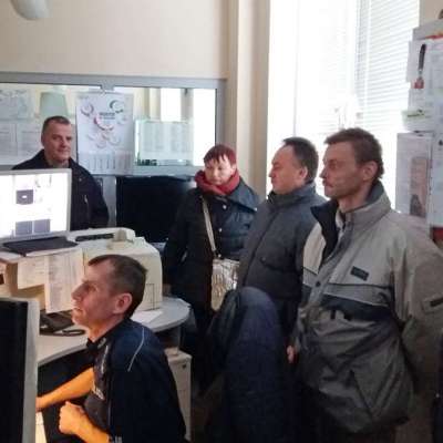 Podopieczni SOSW z wizytą w słubickiej komendzie policji