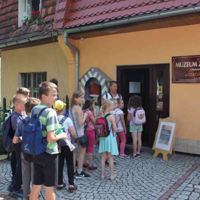 Malownicze kolonie - Wincentyńska Młodzież Maryjna
