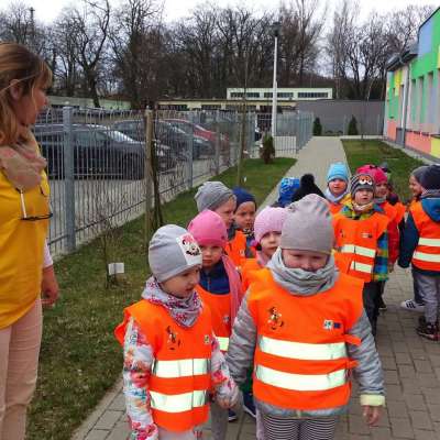 Budzi się wiosna - budzą sie mali wolontariusze - akcja społeczna na rzecz Hospicjum Domowego św. Wincentego a’Paulo w Słubicach [FOTO] + [VIDEO]