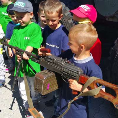 Relacja - 73 rocznica zakończenia II wojny światowej - pokaz sprzętu wojskowego w Słubicach