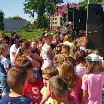 Relacja - 73 rocznica zakończenia II wojny światowej - pokaz sprzętu wojskowego w Słubicach
