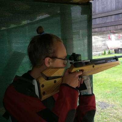 Paweł Karbownik złotym medalistą w kategorii strzelań z karabinku pneumatycznego