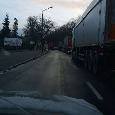Korki - trudna sytuacja na drogach dojazdowych i wyjazdowych ze Słubic