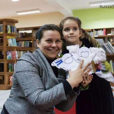 Klub Plastusia - warsztaty bożonarodzeniowe w słubickiej bibliotece