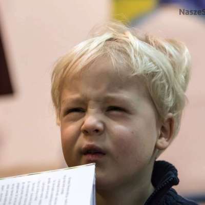 Klub Plastusia - warsztaty bożonarodzeniowe w słubickiej bibliotece
