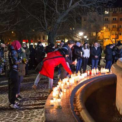Spontaniczna akcja słubiczan - Światło przeciw nienawiści w Słubicach [relacja FOTO i VIDEO]