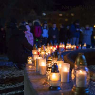 Spontaniczna akcja słubiczan - Światło przeciw nienawiści w Słubicach [relacja FOTO i VIDEO]
