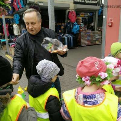Budzi się wiosna - budzą sie mali wolontariusze - akcja społeczna na rzecz Hospicjum Domowego św. Wincentego a’Paulo w Słubicach [FOTO] + [VIDEO]