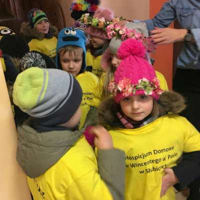 Budzi się wiosna - budzą sie Mali Wolontariusze 2018 - akcja społeczna na rzecz Hospicjum Domowego św. Wincentego a’Paulo w Słubicach
