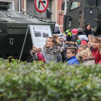 W czwartek 9 listopada na Placu Ratuszowym w Rzepinie uroczyste ślubowanie złożyli kadeci pierwszej klasy wojskowej Liceum Ogólnokształcącego im. Stanisława Staszica.