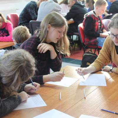 Wyjątkowy dzień z Dorotą Schrammek w słubickiej bibliotece!