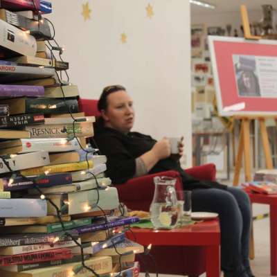 Wyjątkowy dzień z Dorotą Schrammek w słubickiej bibliotece!
