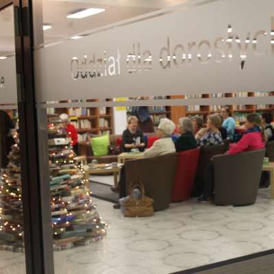 Wyjątkowy dzień z Dorotą Schrammek w słubickiej bibliotece!