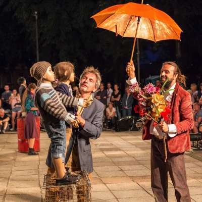 [FOTO] [VIDEO] - Teatr Biuro Podróży na placu Bohaterów w Słubicach - UNITHEA#21
