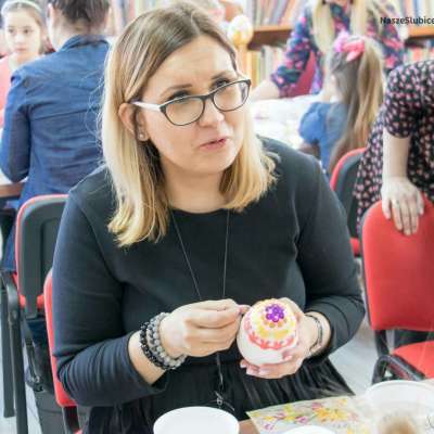 Warsztat wielkanocny w słubickiej bibliotece